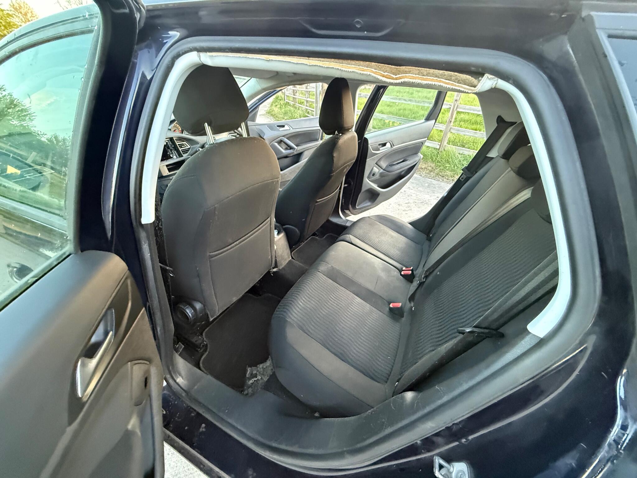 Peugeot 308 SW 1.6 BlueHDi Access Euro 6 (s/s) 5dr — photo 71 of 84